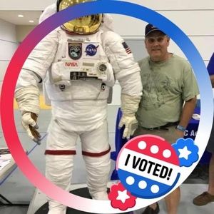 Meet your Posher, Jean